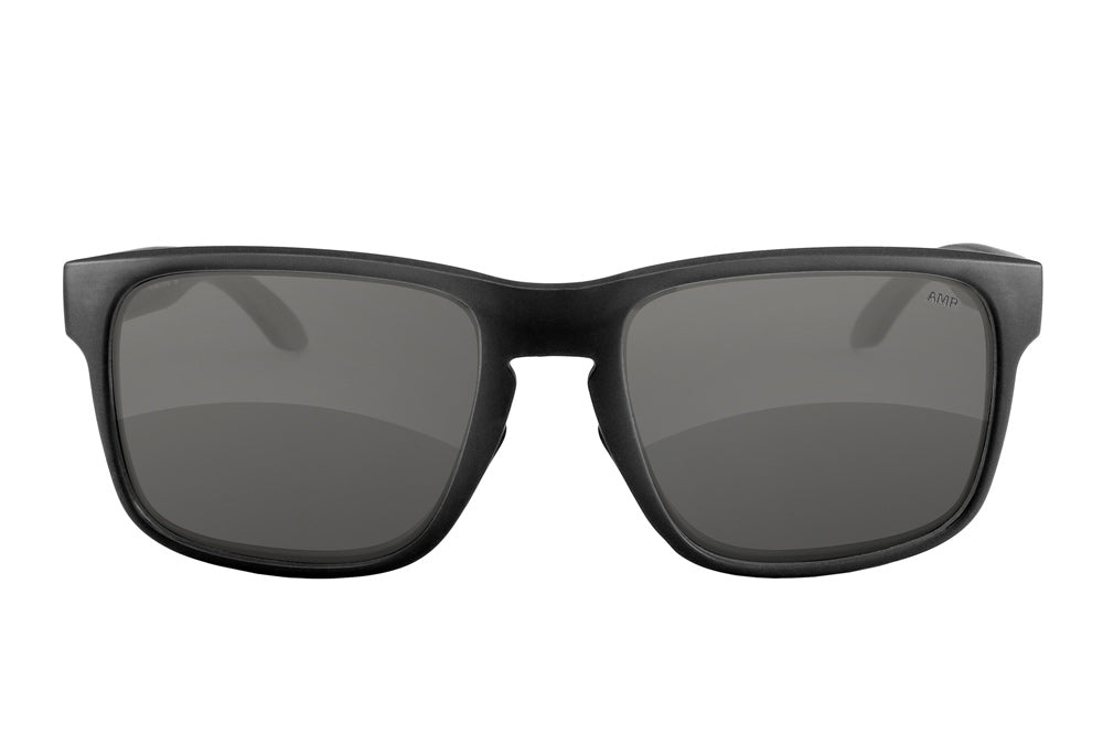 Egmont | Black Out
